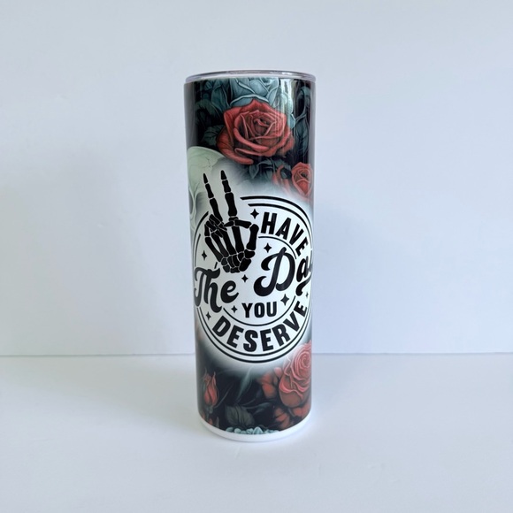 Skull and Roses 20oz Skinny Tumbler - Picture 4 of 4